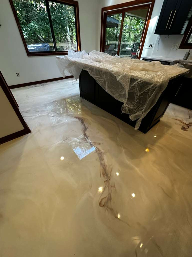 Carrara Pearl metallic kitchen floor